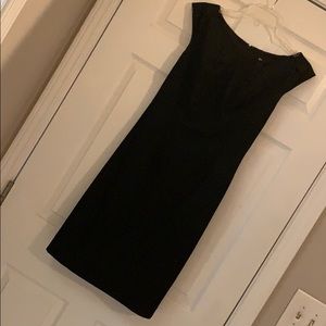Cap sleeve knee length dress